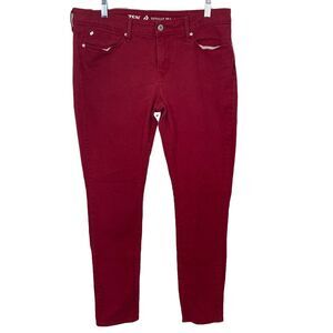 DeniZen By Levis Jeans 16 Regular Red Totally Shaping Skinny Stretch 34x29.5